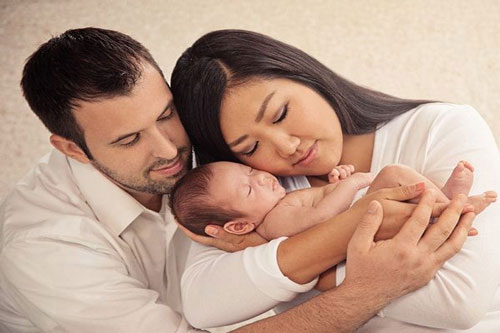 8 mối hiểm họa khiến vợ chồng lao đao trong năm đầu có con