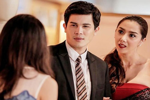 Đi chợ với con trai, thấy con cãi nhau gay gắt với một cô bé chừng học cấp hai, khi phát hiện ra sự thật tôi đau đớn đến tột cùng