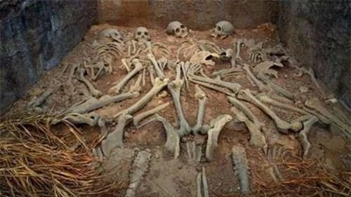 Bí ẩn cạm bẫy siêu trí tuệ của ngôi mộ cổ nguy hiểm nhất thế giới đã chôn vùi 80 kẻ trộm - Ảnh 6.