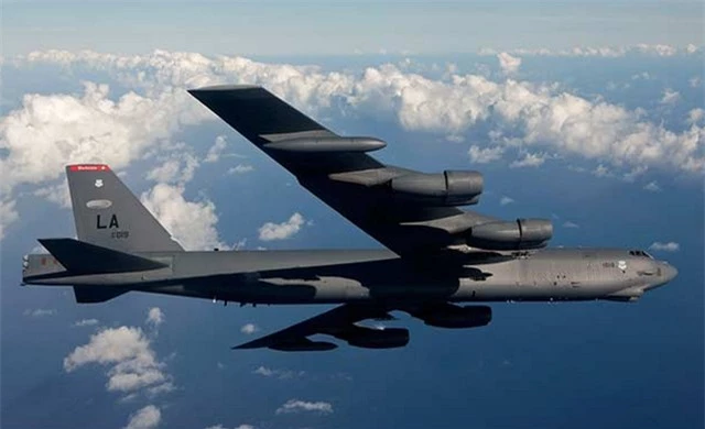 Mỹ đưa “pháo đài bay” B-52 qua eo biển Đài Loan - 1