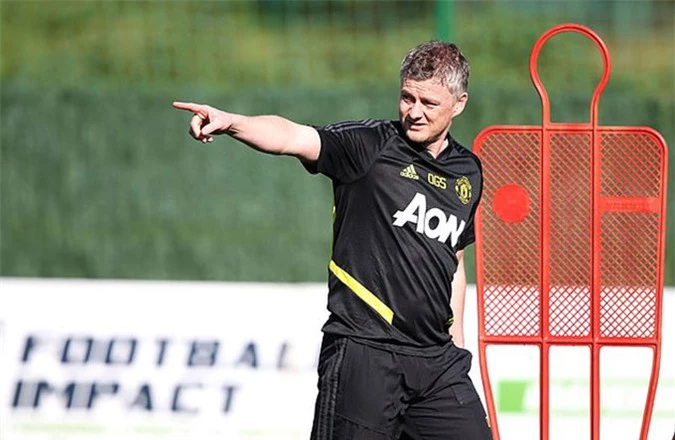 Solskjaer có tự đứng vững được tại M.U?