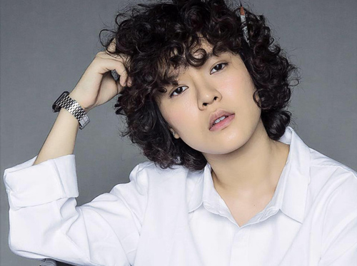 Tiên Tiên bất ngờ chia sẻ về việc suýt bị sàm sỡ trong thang máy