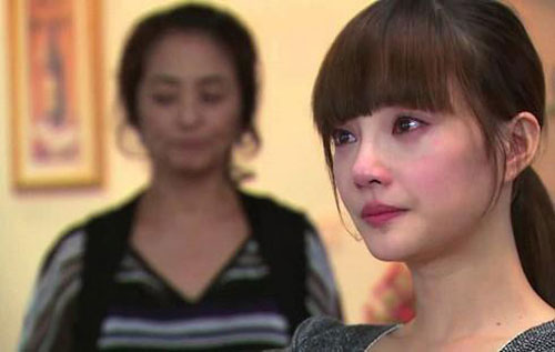 Tủi thân vì mẹ chồng phân biệt đối xử với con dâu