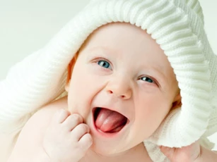 Sinh con giờ này bố mẹ sung sướng bởi con vừa thông minh, vừa ngoan ngoãn