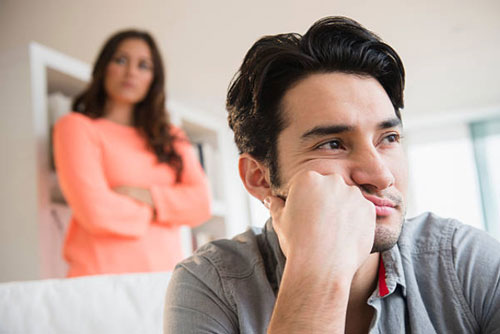 Bồ bắt người tình đưa vợ đến xin lỗi vì tội dám... đánh ghen