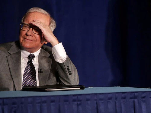 Sau một thời gian chống chọi với ung thư, người vợ đầu tiên của Warren Buffett đã qua đời vào năm 2004. Ảnh: Getty.