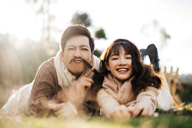 Trường Giang - Nhã Phương tung bộ ảnh ngọt ngào kỷ niệm ngày lễ tình nhân