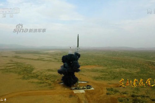 DF-26 của Trung Quốc “ăn đứt” siêu tên lửa Avangard của Nga?
