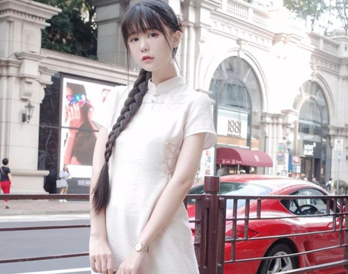 Nhan sắc thật của hot girl cổ trang từng tuyên bố không dùng photoshop