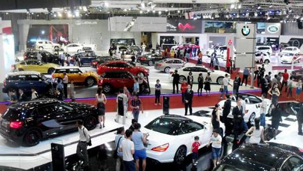 Mở đầu năm 2020, tiêu thụ ô tô tại Việt Nam thấp kỉ lục