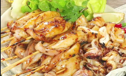 Clip: Hướng dẫn cách làm mực nướng sa tế đổi bữa cuối tuần đơn giản