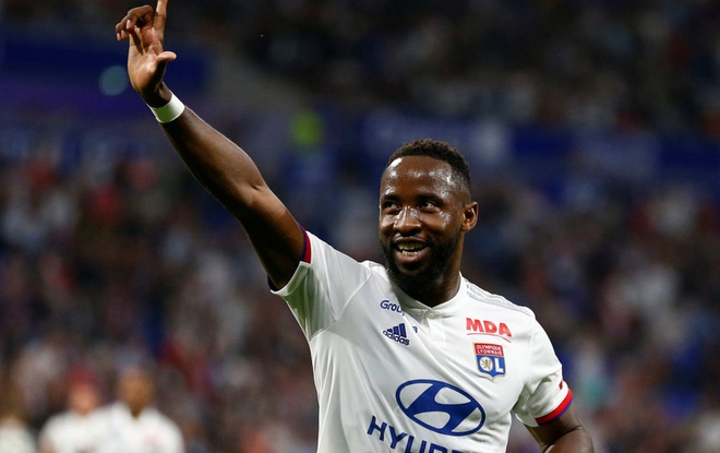 MU được 'bật đèn xanh' vụ Moussa Dembele