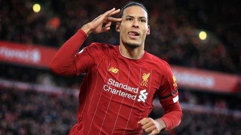 Van Dijk đủ sức chen chân vào đội hình ăn 3 của MU