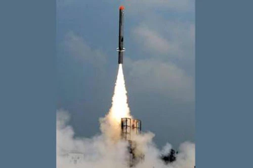 Ấn Độ thử tên lửa hành trình Nirbhay.