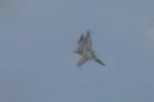 Tiêm kích Su-35 của Nga được báo cáo đã cất cánh chặn 2 chiếc F-16 của Không quân Israel. Ảnh: TASS.