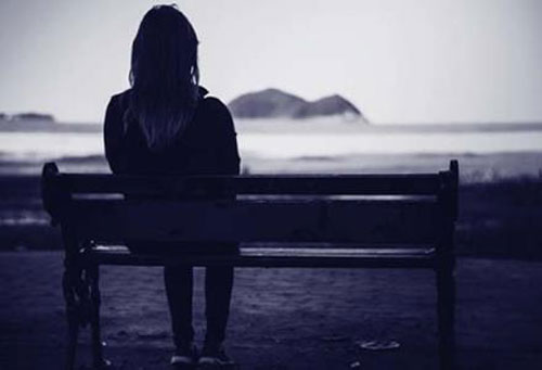 Chồng không chia sẻ kinh tế khiến tôi mệt mỏi