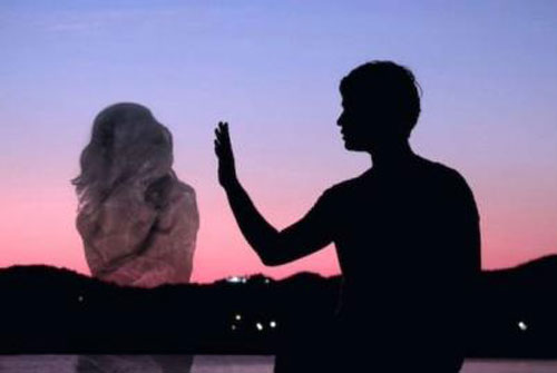 'Phi công trẻ' đeo bám dù tôi đã nhiều lần từ chối