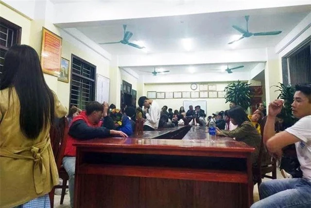 Đột kích quán bar lớn nhất Đà Lạt, phát hiện hơn 90 thanh niên phê ma tuý - 3