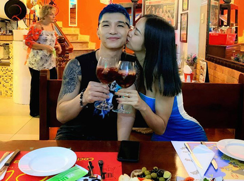 Tình cũ Chi Pu và bạn gái mới bất ngờ phản hồi trước tin đồn "cưới chạy bầu"