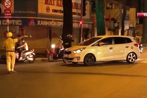 Thí điểm nộp phạt vi phạm giao thông qua mạng từ 12/3