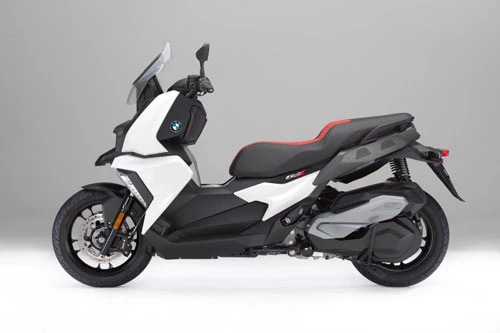 10. BMW C400X 2020 (giá: 6.999 euro).