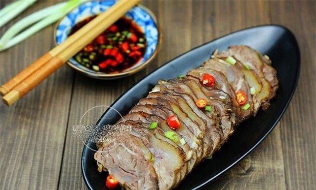 Món bắp bò om tương thơm ngon