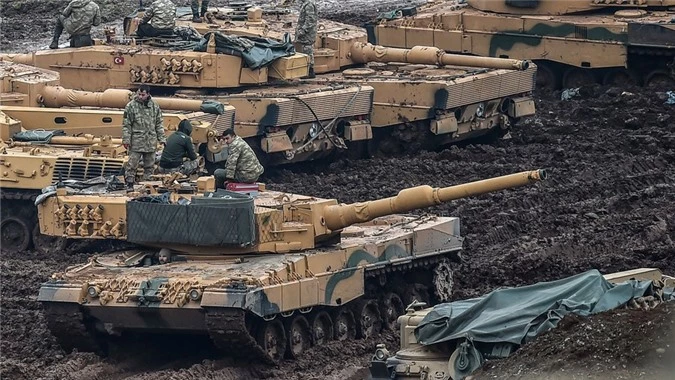 Tho Nhi Ky tung hang loat xe tang Leopard 2A4 vao chien truong Syria-Hinh-12