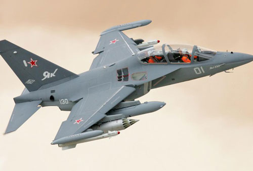 Sức mạnh tiêm - cường kích huấn luyện Yak-130