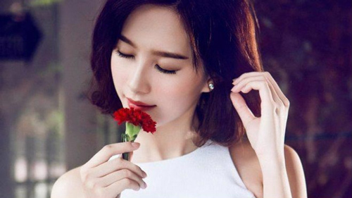 Tương lai phụ nữ nghèo khổ hay giàu có, cứ nhìn vào 4 điều này là thấy rõ