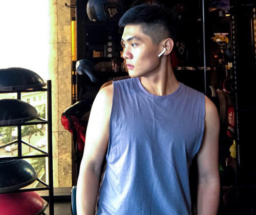 Sốc vì bị crush "dè bỉu" ngoại hình, 10X Sài Gòn lột xác xuất thần