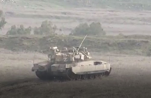 CLIP: Xe tăng Merkava IV của của Israel phô diễn sức mạnh