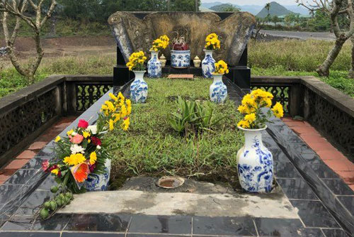 Chuyện ly kỳ quanh những cuộc tìm mộ nhà tiên tri Nguyễn Bỉnh Khiêm