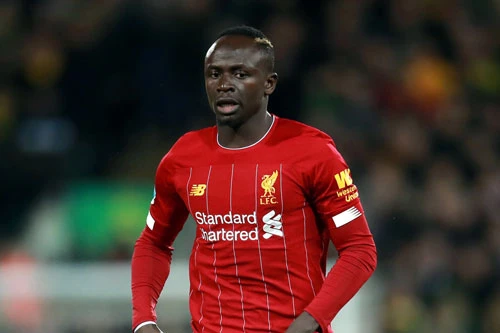 =8. Sadio Mane (Liverpool, giá trị hiện nay: 150 triệu euro, mức tăng: 30 triệu euro).