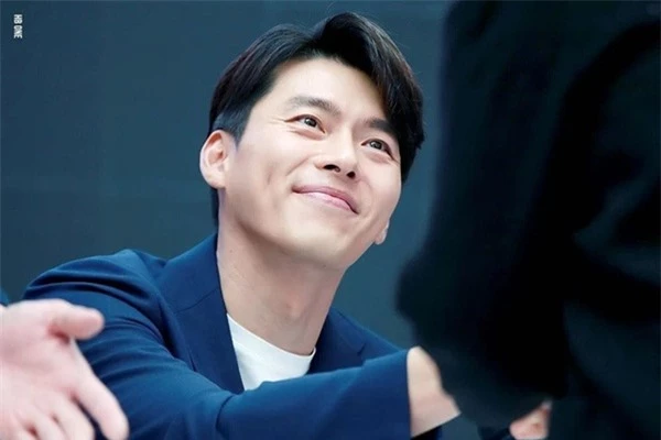 Đã đẹp trai rồi, Hyun Bin còn có những khoảnh khắc khiến bao trái tim thiếu nữ 'tan chảy' đây này 1