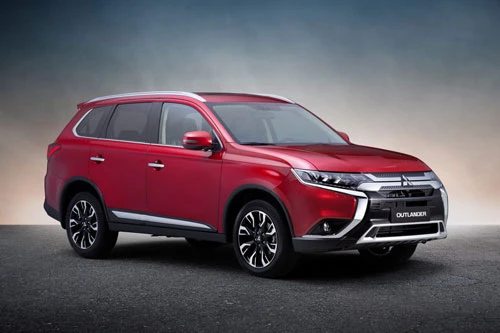 Mitsubishi Outlander 2020.