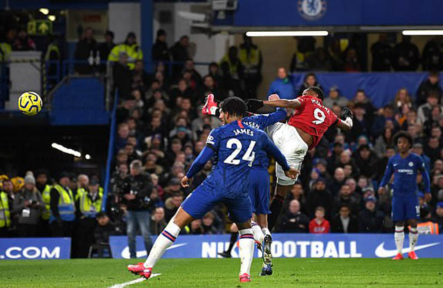 2 lần bị VAR từ chối, Chelsea thua trận thứ 3 liên tiếp trước M.U