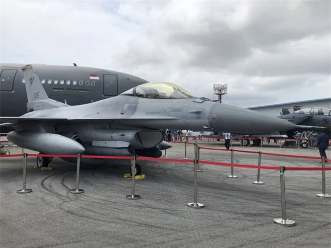 Máy bay quân sự singapore airshow triển lãm hàng không - ảnh 6