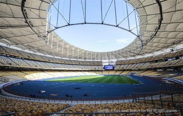 Thánh địa Bukit Jalil của ĐT Malaysia thay đổi mặt cỏ trước trận gặp ĐT Việt Nam - Ảnh 3.