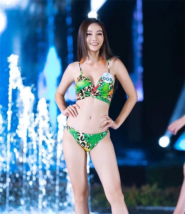 Thủ môn Phan Văn Biểu khoe bạn gái từng lọt Chung kết Miss World VN - 5