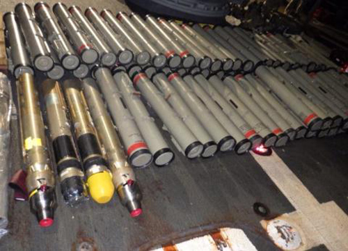 Mỹ thu kho vũ khí lớn chưa từng có của Houthi