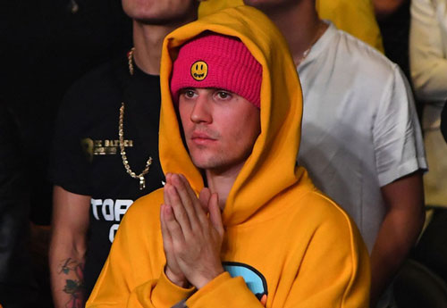 Justin Bieber chấp nhận sống chung với bệnh tật