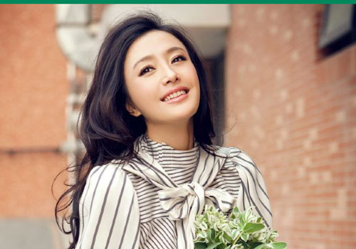 Những điều giúp phụ nữ duyên dáng, khí chất ‘hoa gặp hoa nở, người gặp người thương’