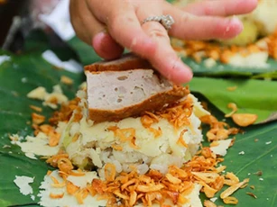 Đã không nuôi nổi vợ con, lại lăn tăn bệnh sĩ