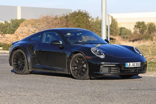 4. Porsche 911 Turbo.