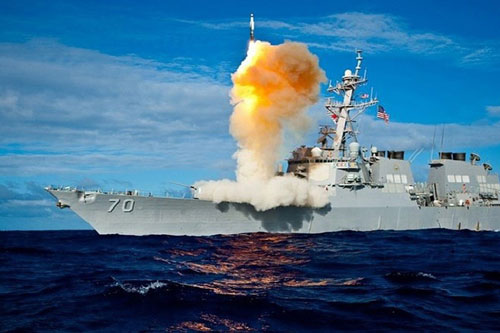 Mỹ sắm tới gần 800 tên lửa SM-6 để làm gì?