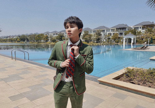 Khoe nhẹ vài ảnh "sương sương" phong cách học sinh, Jack lập tức thu về lượng tương tác khủng