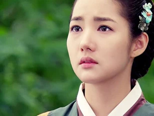 Phận đời đắng cay, lắm nước mắt hơn phim của công chúa Đại Hàn cuối cùng
