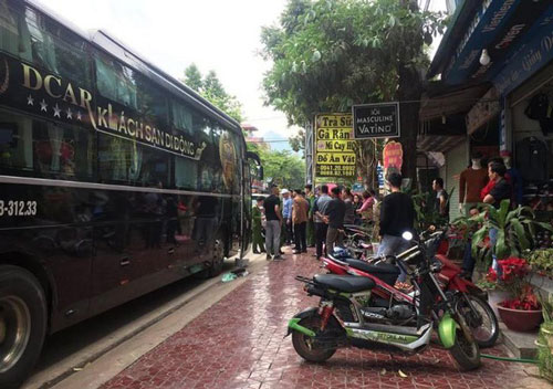 Sơn La: Lái xe khách nảy lòng tham giấu hơn 700 triệu đồng của khách để quên