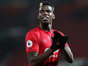 M.U sẽ phải bán rẻ Pogba để cắt lỗ