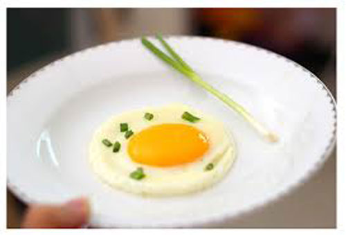 Clip: Mẹo làm trứng ốp la “cực nhanh” mà không mất chất dinh dưỡng